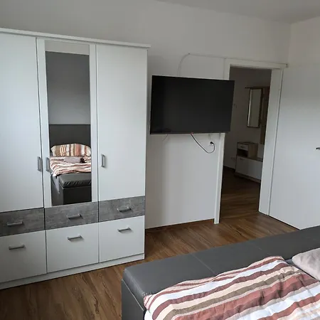 Schoene Einfache Ferienwohnung Zwischen Stadt Und Meer Wilhelmshaven Exterior photo