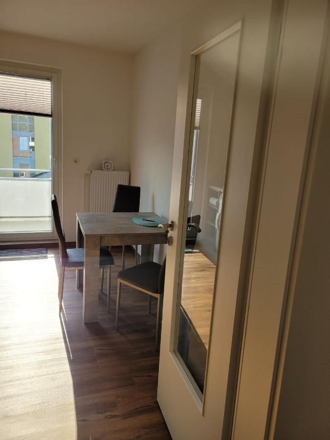 Apartment Schoene Einfache Zwischen Stadt Und Wilhelmshaven